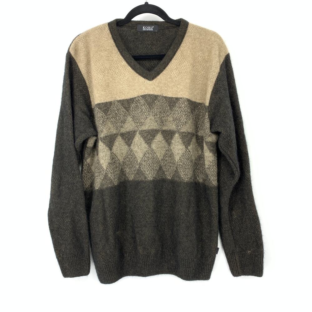 Koru V-Neck Pullover Sweater Mens Sz L Brown Tan Print Possum Fur Wool Blend